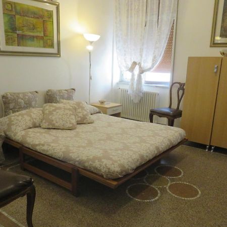 Hôtel Rosy'S à Naples Extérieur photo