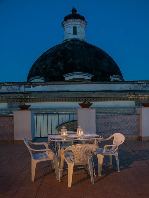 Hôtel Rosy'S à Naples Extérieur photo
