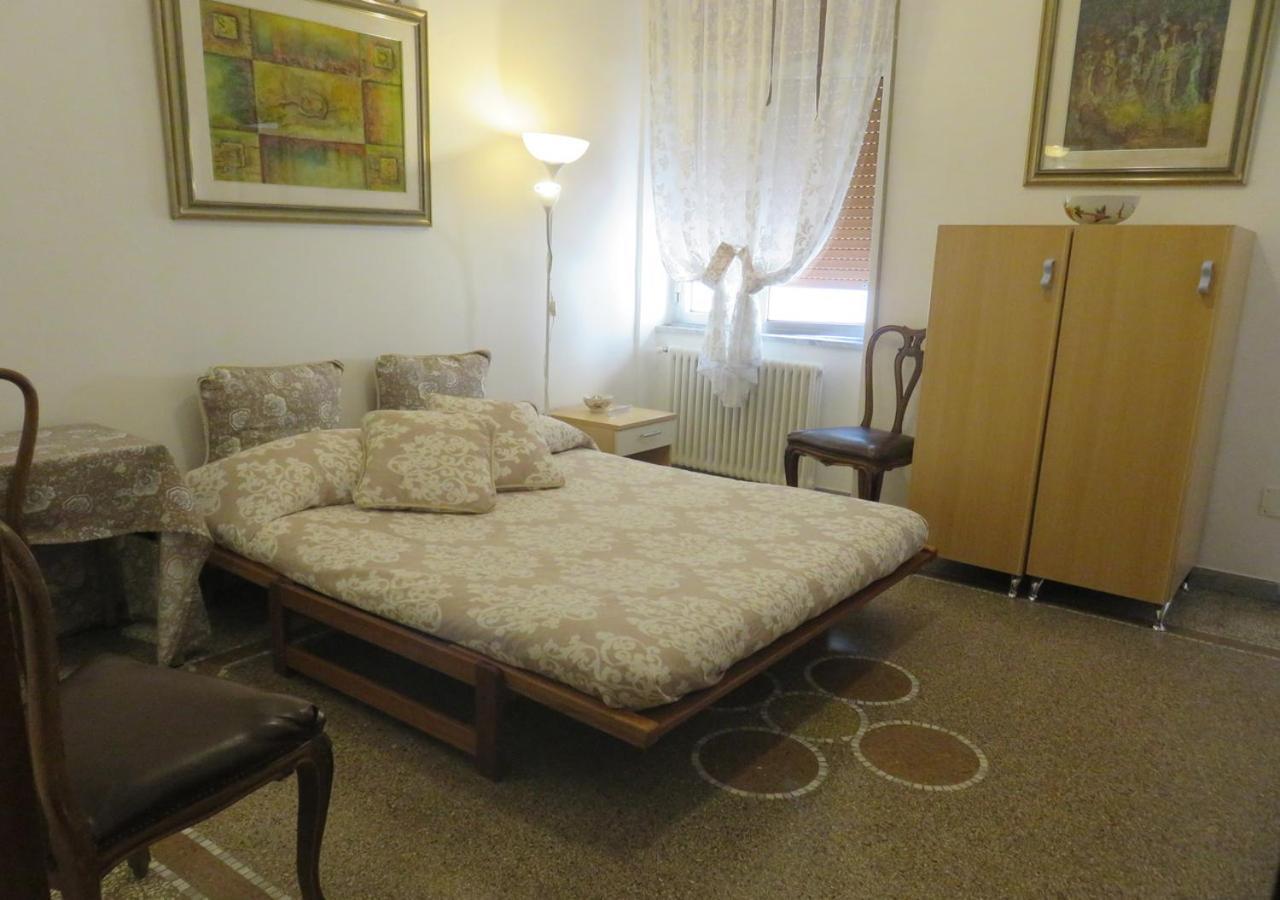 Hôtel Rosy'S à Naples Extérieur photo